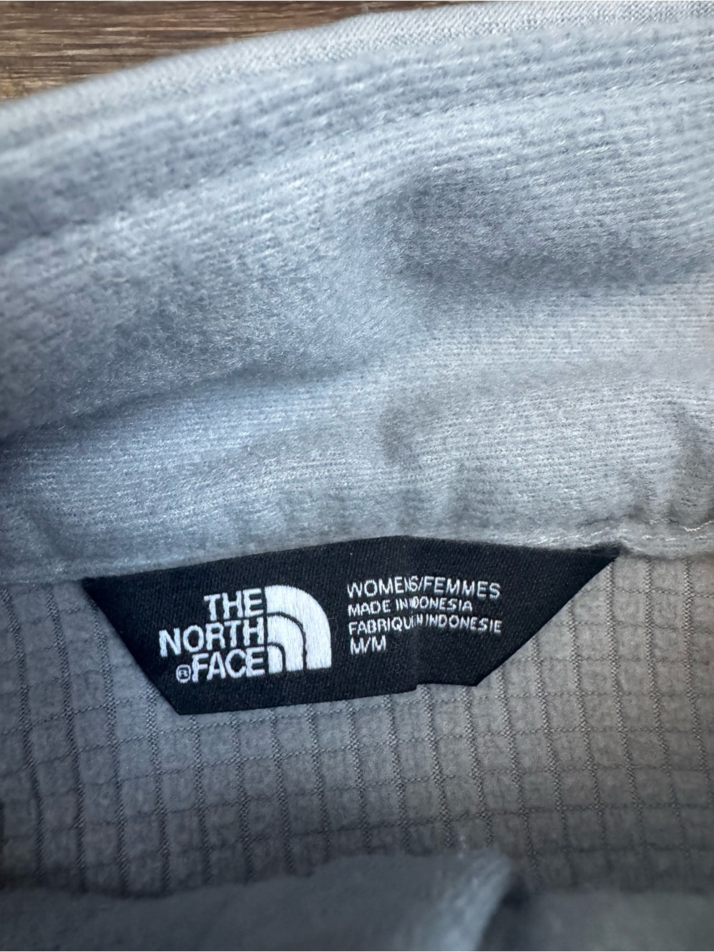 The North Face Quarter-Zip Pullover Top - Picture 4 of 4